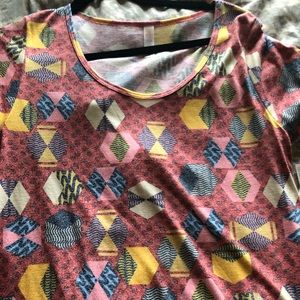 LuLaRoe NWT Medium Classic T